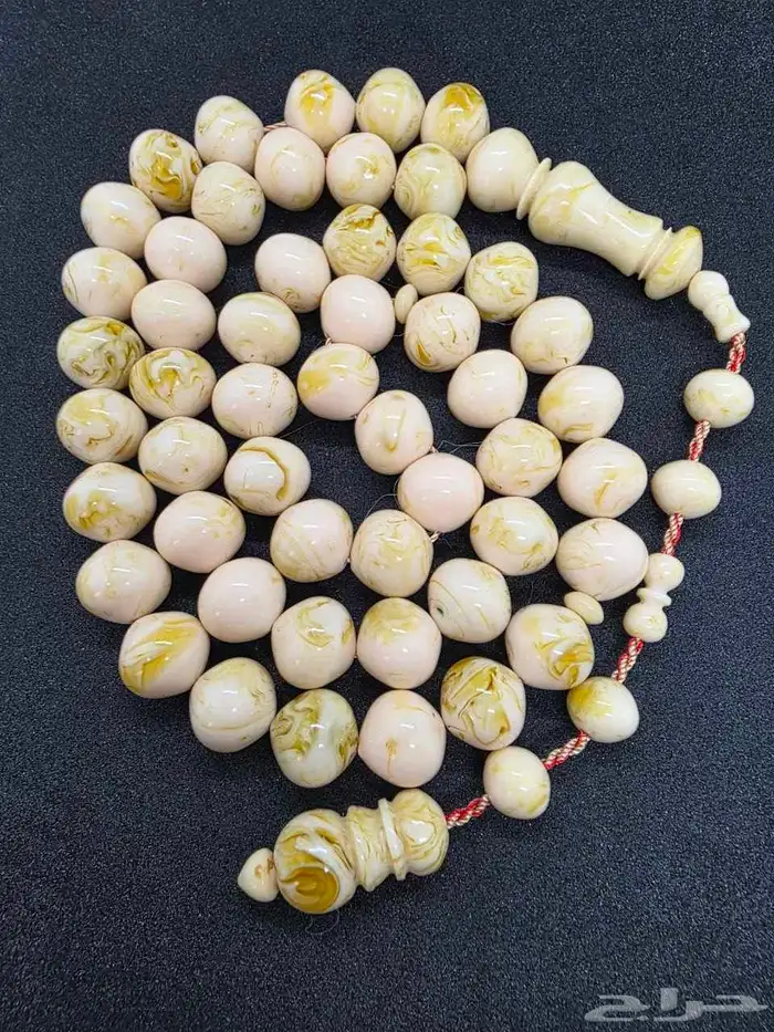 مسباح بكلايت مشخط شبه الكهرمان 1