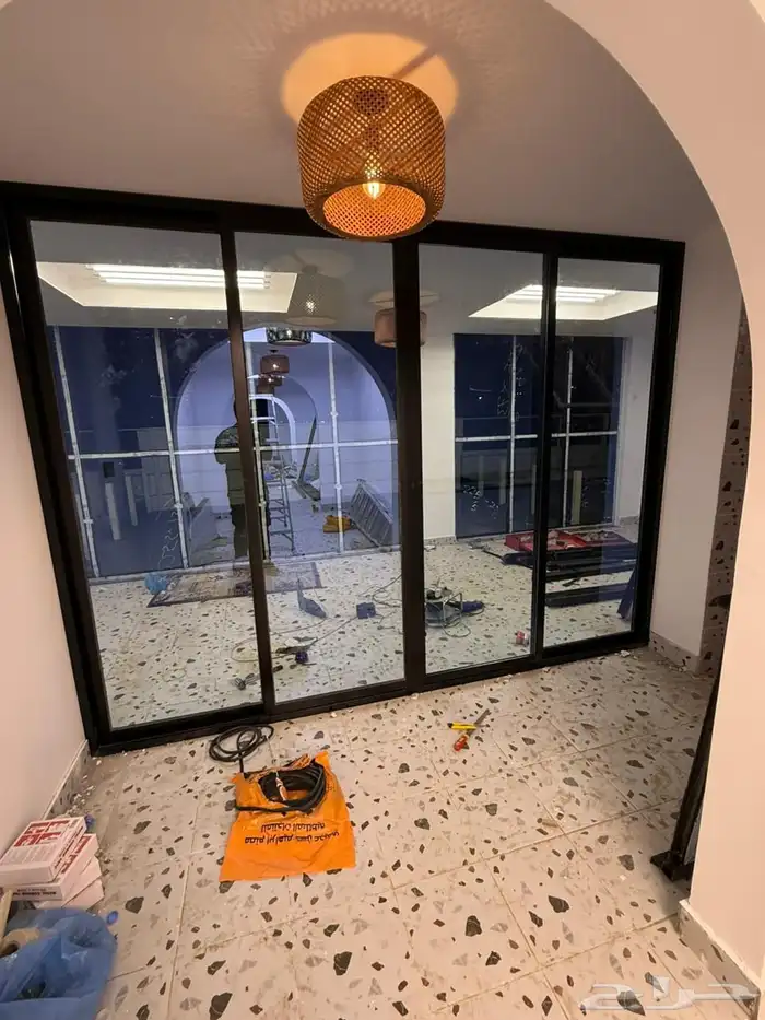 معلم زجاج سكريت والمنيوم وواجهات استركشر 3