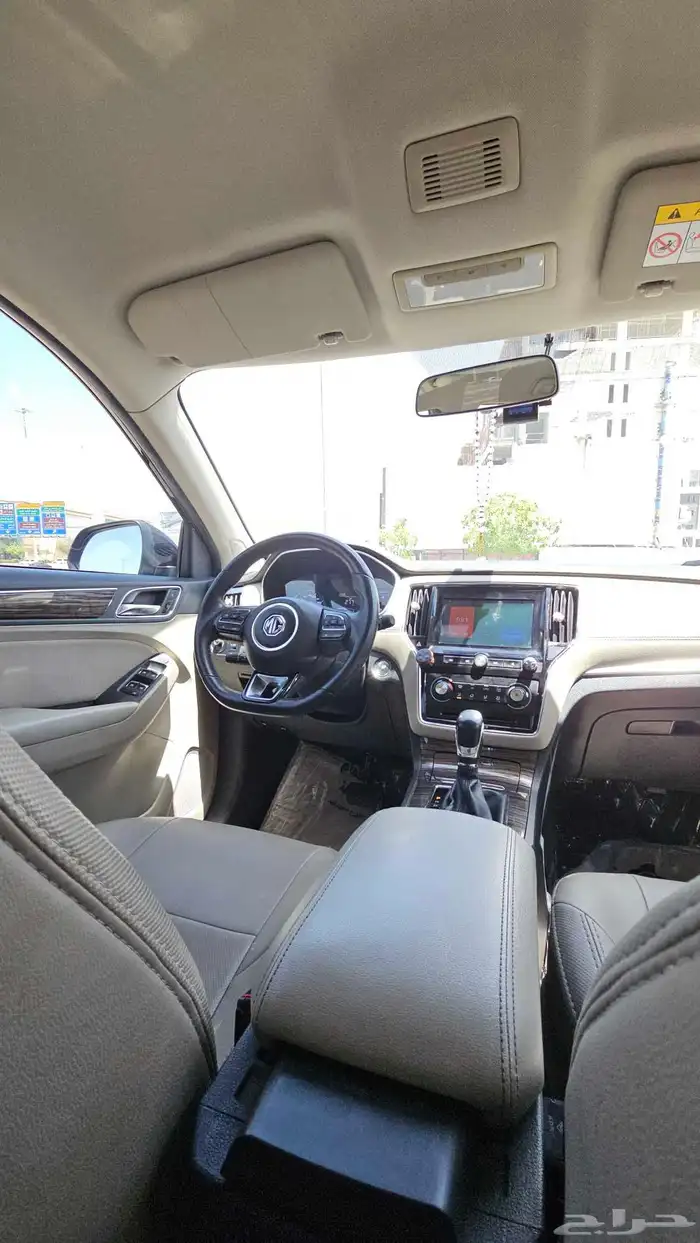 سيارة ام جي RX5 2018 0