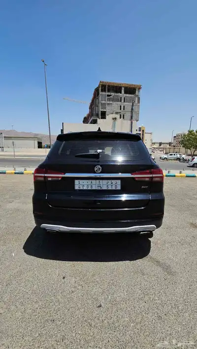 سيارة ام جي RX5 2018 2