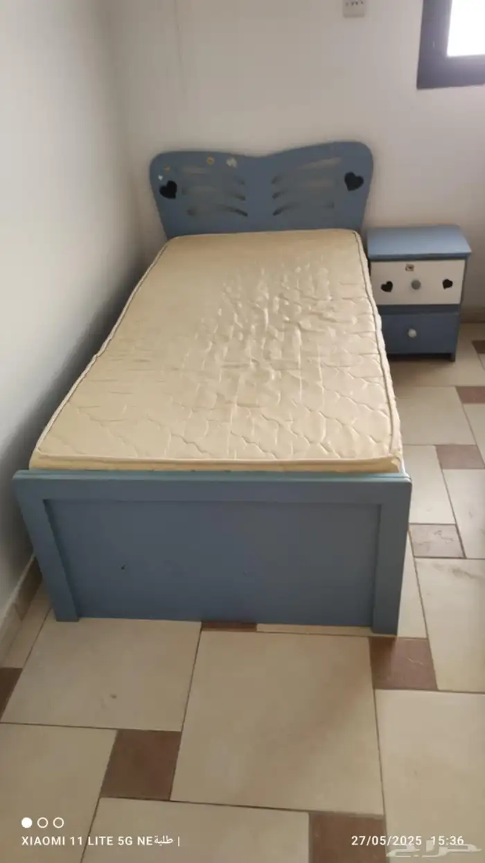 اغراض للبيع سرير اطفال دولاب حديد مجلس حرف L 2