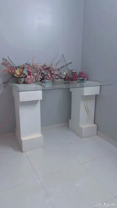 دولاب ملكة مع الورد 0