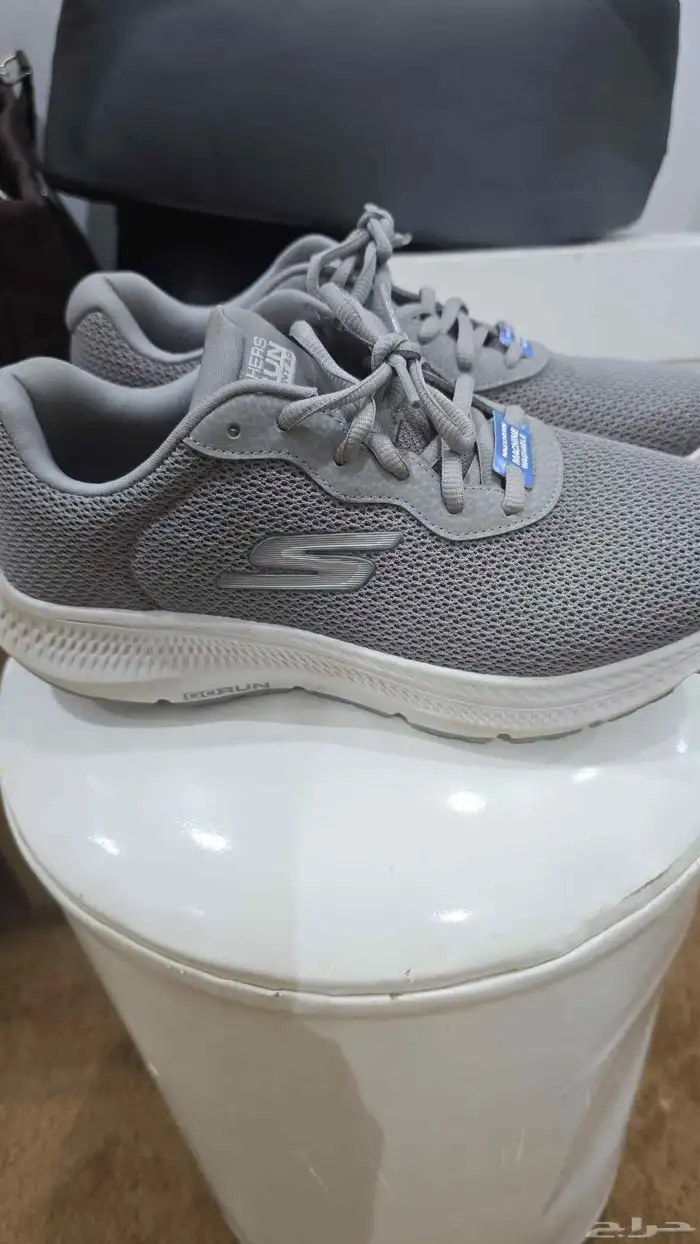 جزمة من سكيتشرز 1