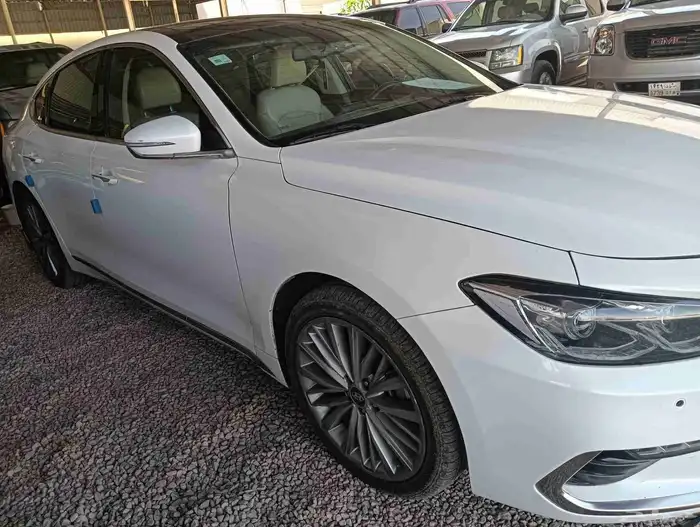 هونداي أزيرا 2020 1