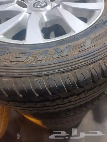جنوط وكفرات جيب لاندكروزر اصلي وكالة مقاس 18 3