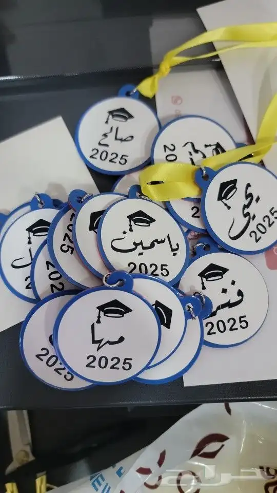 مصمم لوجو استكر اكرليك 3