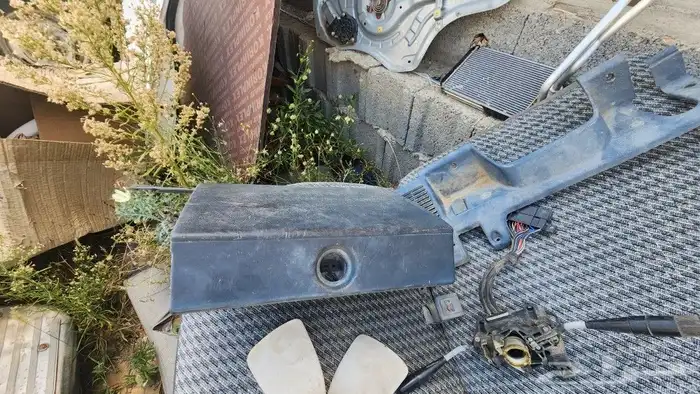 أغراض هايلوكس 88 و 90 4