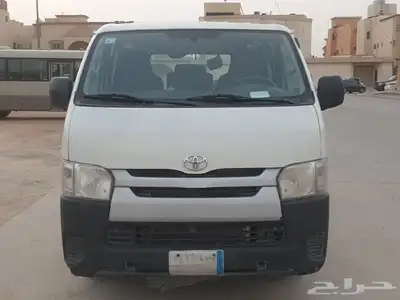 تويوتا باص بضايع موديل 2017 ديزال 2