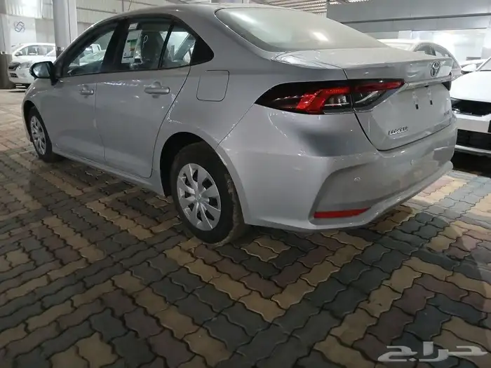 تويوتا كورولا 2000 سي سي موديل 2025 7