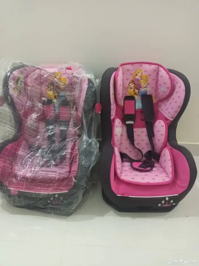 كرسي اطفال للسيارة 0