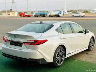 كامري LE هايبرد 2025 جميع الفئات 3