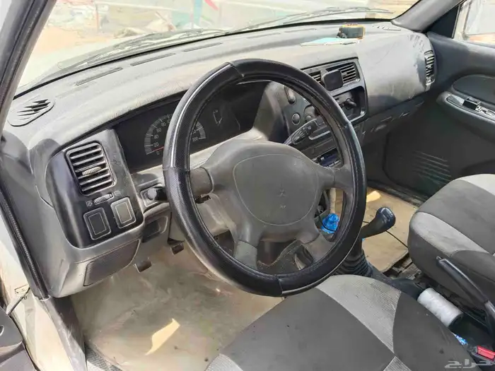 Mitsubishi pick up 2004 good condition AC working gear engin 1
