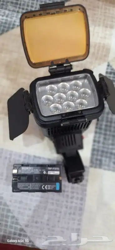 كشاف تصوير 2 لون بطاريه سونى اصلى 0