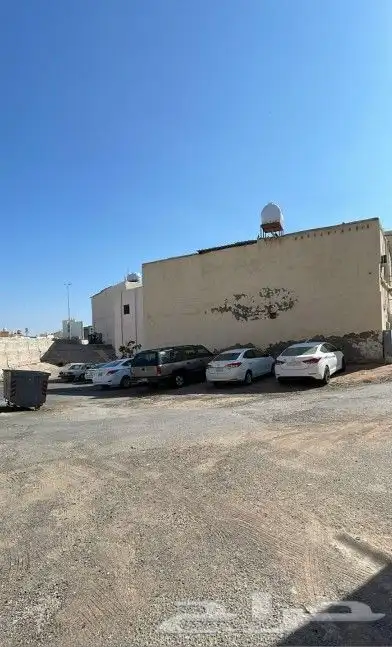 ارض للبيع سكنية على مطله على شارع الامير عبدالمجيد 5