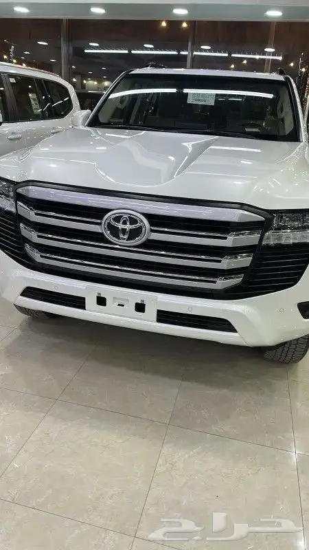 تايوتا لاندكروزر 2025 18