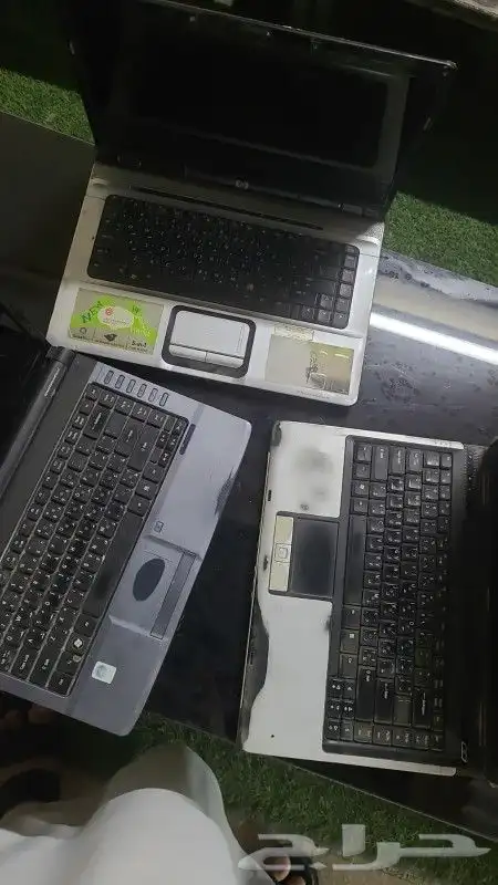 لابتوب عدد ثلاثه عطلانه وبدون هاردسك او شاحن laptop 1