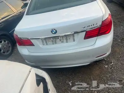 بي ام دبليو 740 تشليح قطع غيار موديل 2010 3