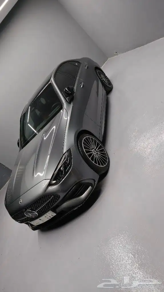 سي300 AMG 2023 بلاك ادشن ماشي 13 الف 5