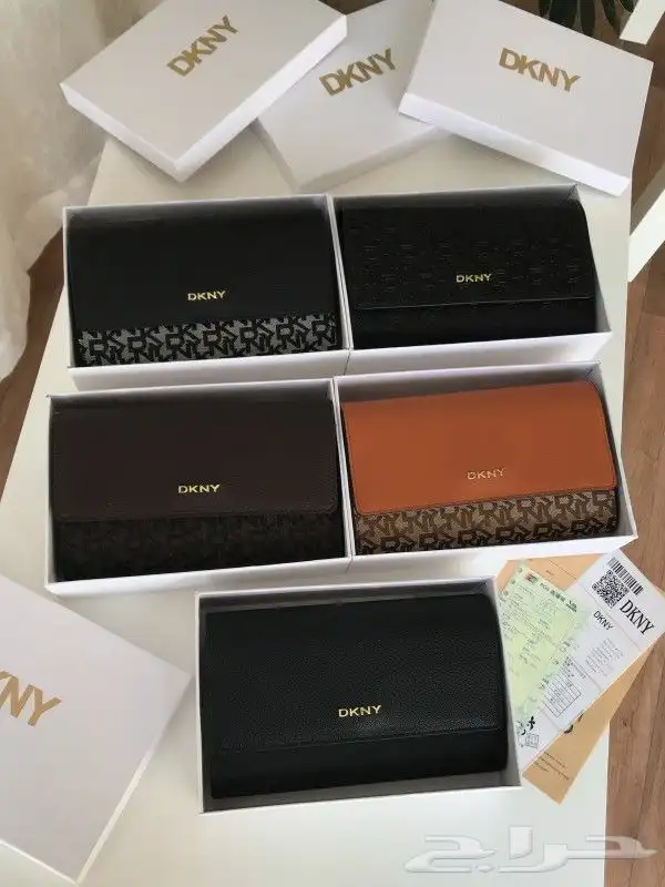 يوجد لدينا جميع انواع الشنط جمله وقطاعي 2