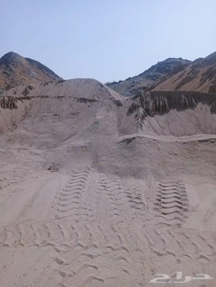 لتوريد جميع انواع مواد البناء اسمنت بطحاء الرياض خرسانه بلوك 0