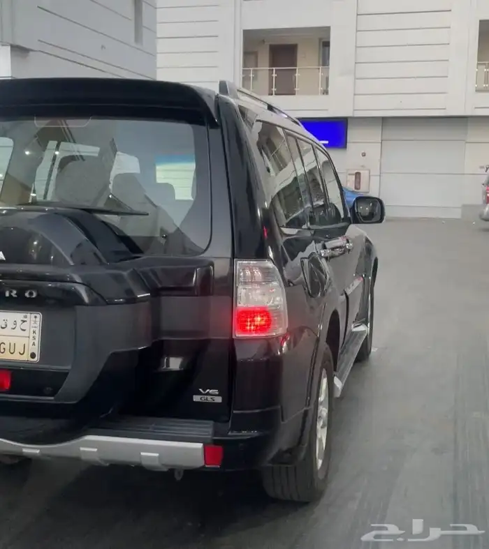 جيب مستوبيشي باجيرو قمه في النظافه 6