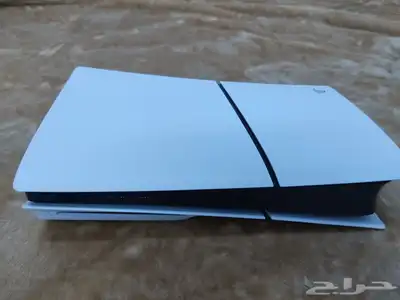 جهاز بلاي ستيشن حالته كويسه جدا ومعاه تليفزيون 55 بوصه 9