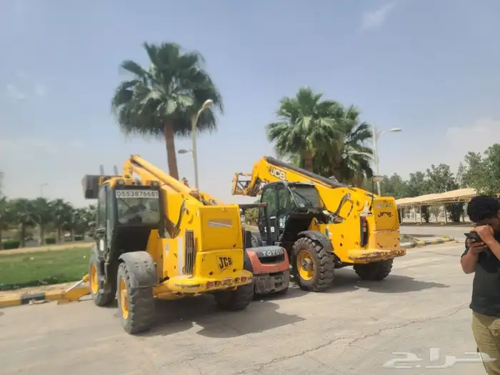 رافعات شوكيه وكرينات وجي سي بي وببكات ومان لفت للايجار 5