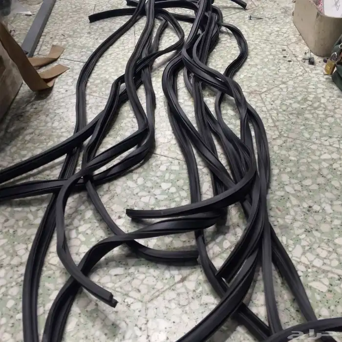 متوفر ربلات غطاء حوض سفطات .صيانه. للتواصل 0