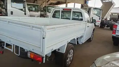ايسوزو غماره جوانب موديل 2025 4
