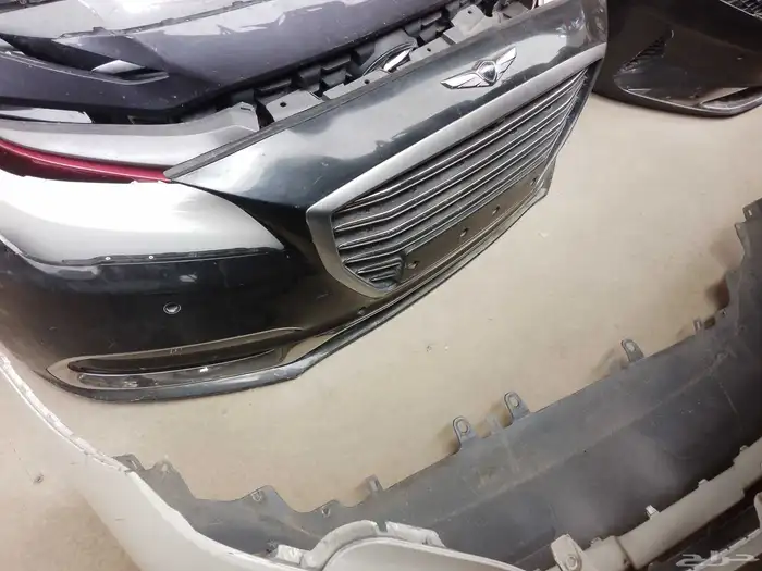 يوجد لدينا صدامات وشمعات واسطبات جنسيس 2015-2020 3