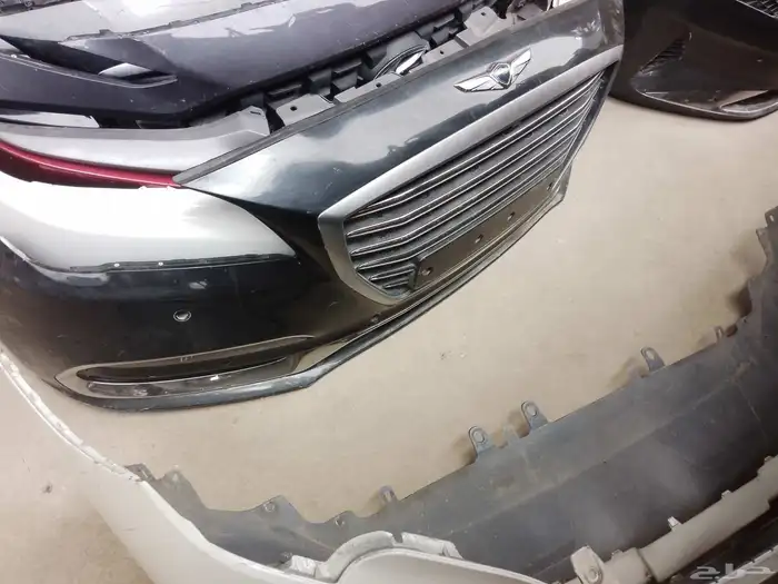 يوجد لدينا صدامات وشمعات واسطبات جنسيس 2015-2020 4