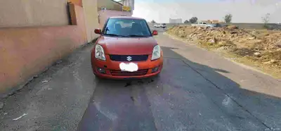 للبيع سيارة سوزوكي سويفت موديل 2009 2