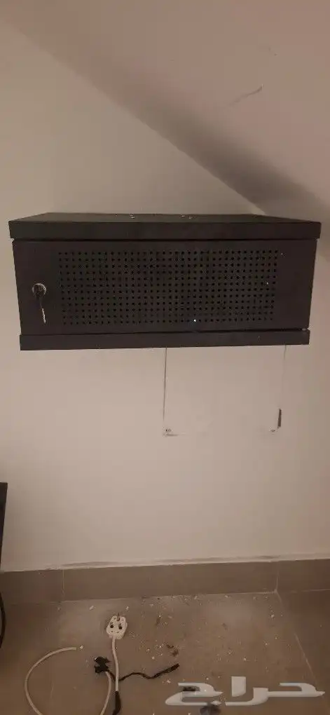 فني كاميرات المراقبه و شبكات 3