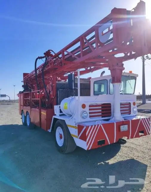 حفار آبار ارتوازيه 0