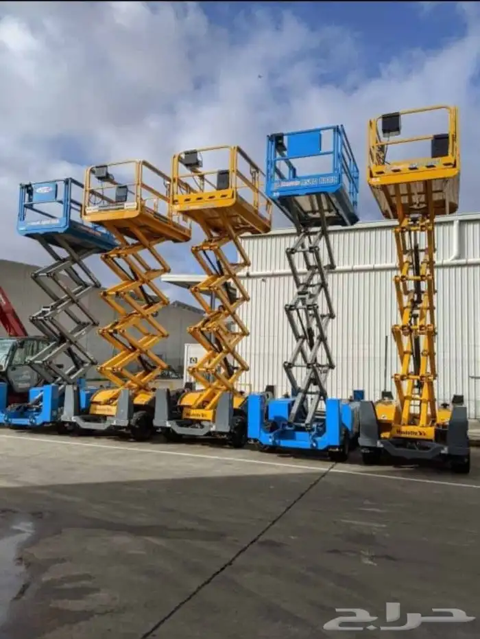 رافعات شوكيه وكرينات وجي سي بي وببكات ومان لفت للايجار 2