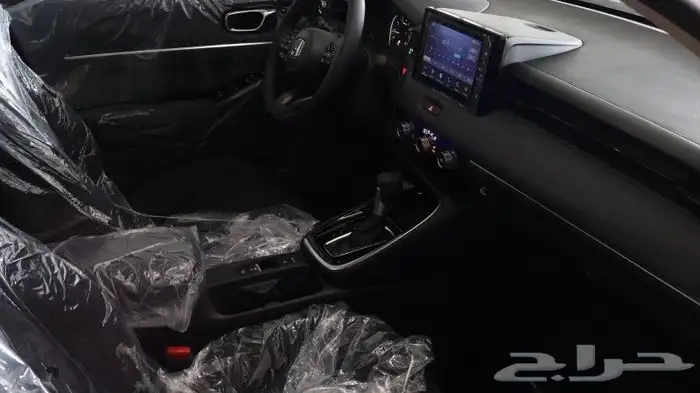 هوندا HRV ستاندر LX موديل 2024 8