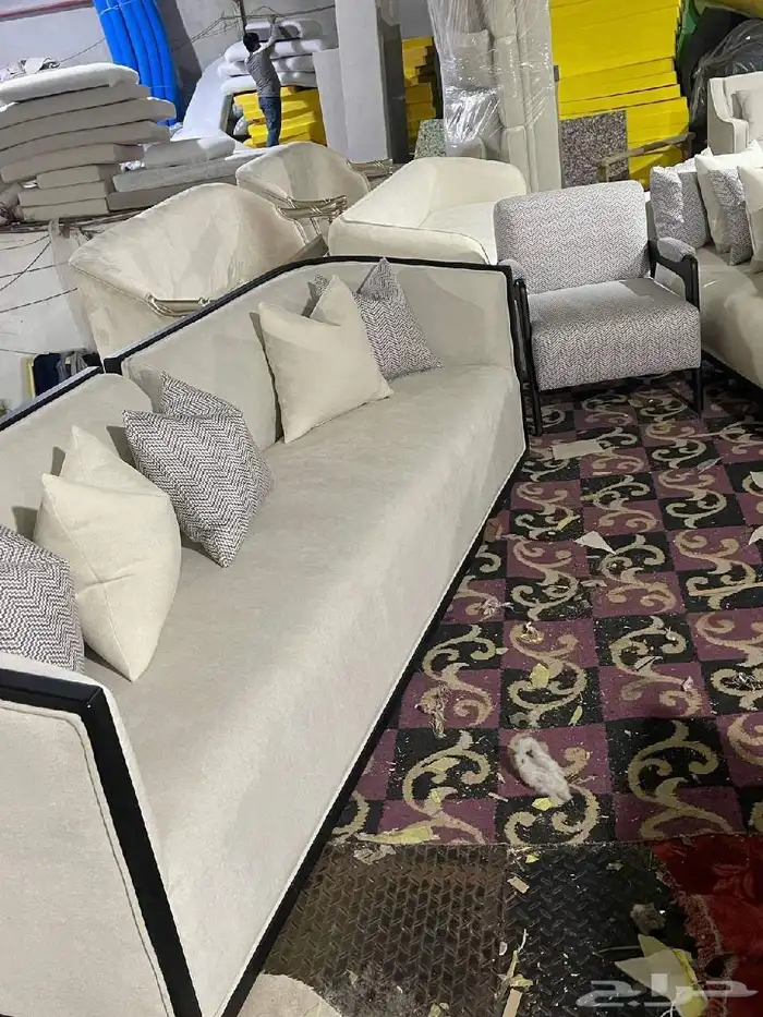 تفصيل كنب مجالس ستاير طاولات حسب الطلب 1