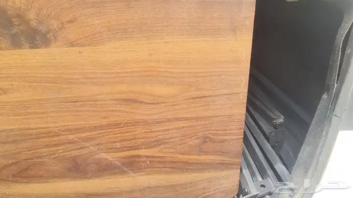 طاولة خشب قوية 8