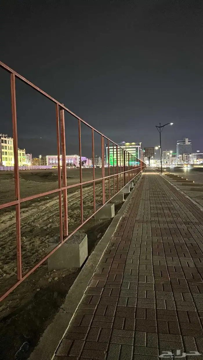 مقاول عام 1