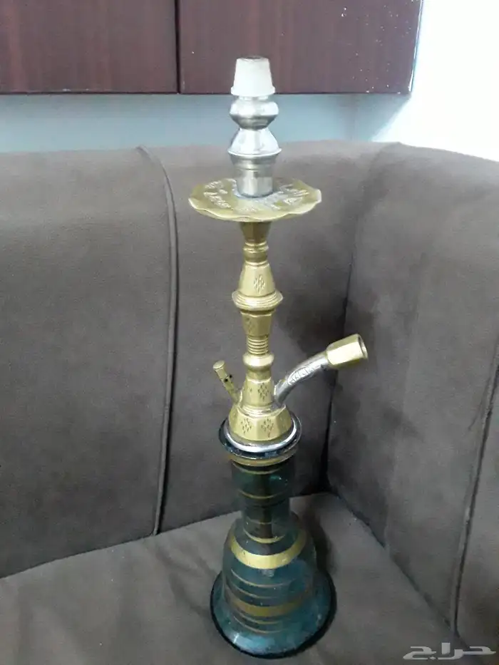 طاوله500 ريال وكنب 300 ريال وفرش ارضي 300 ريال والباقي الاغر 5