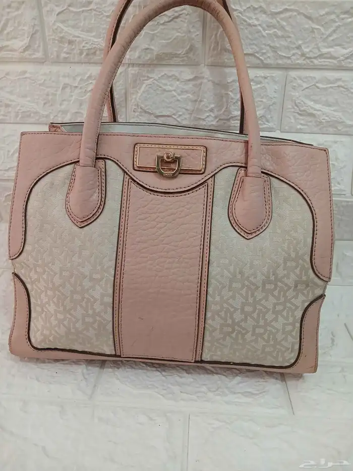 شنط ماركات اصلى كوتش دكنى مايكل كورس 26