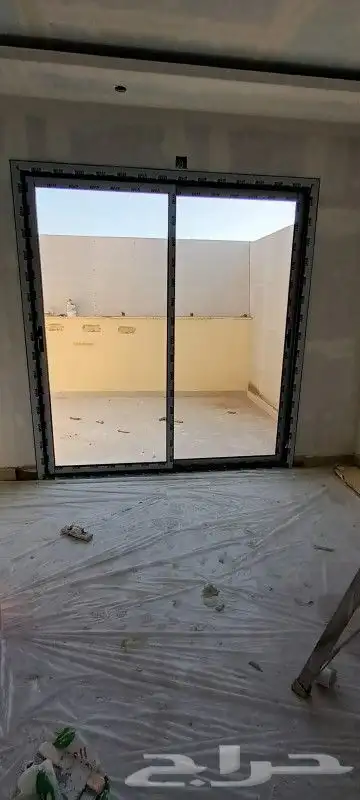 فني المنيوم وزجاج 7