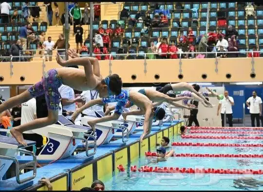 تدريب سباحة وجميع أساسيات السباحة والوقوف في الماء 4