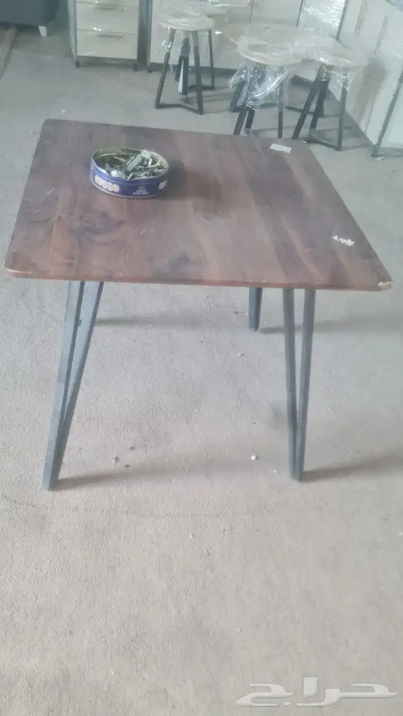 طاولة خشب قوية 0