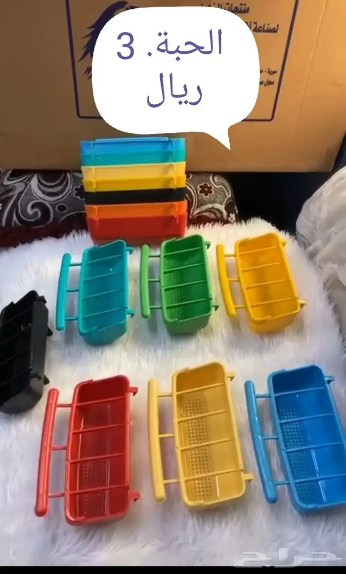 سقايات. دجاج. حمام. طيور. 13