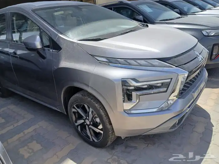 ميتسوبيشي اكسباندر موديل 2025 4