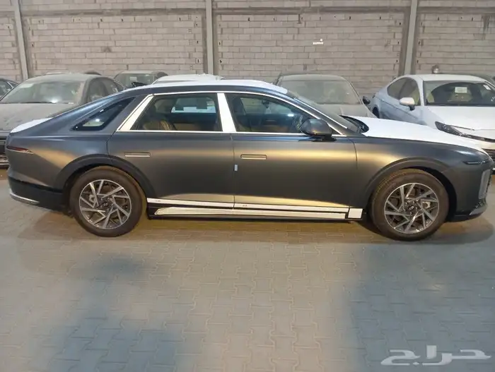 هيونداي ازيرا 2025 6