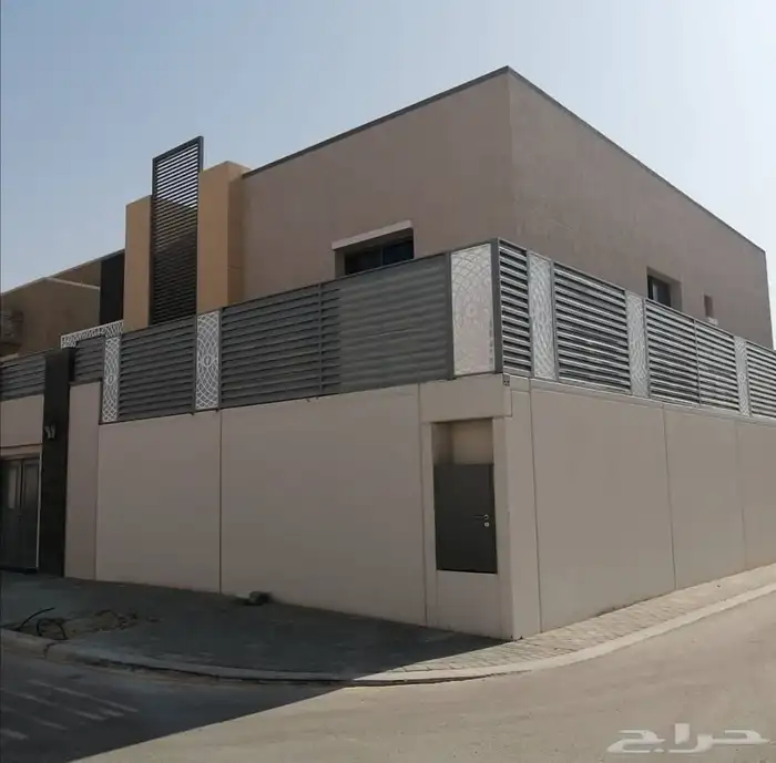 مظلات سيارات سواتر برجولات جلسات خارجيه قسم خاص للبويا 8