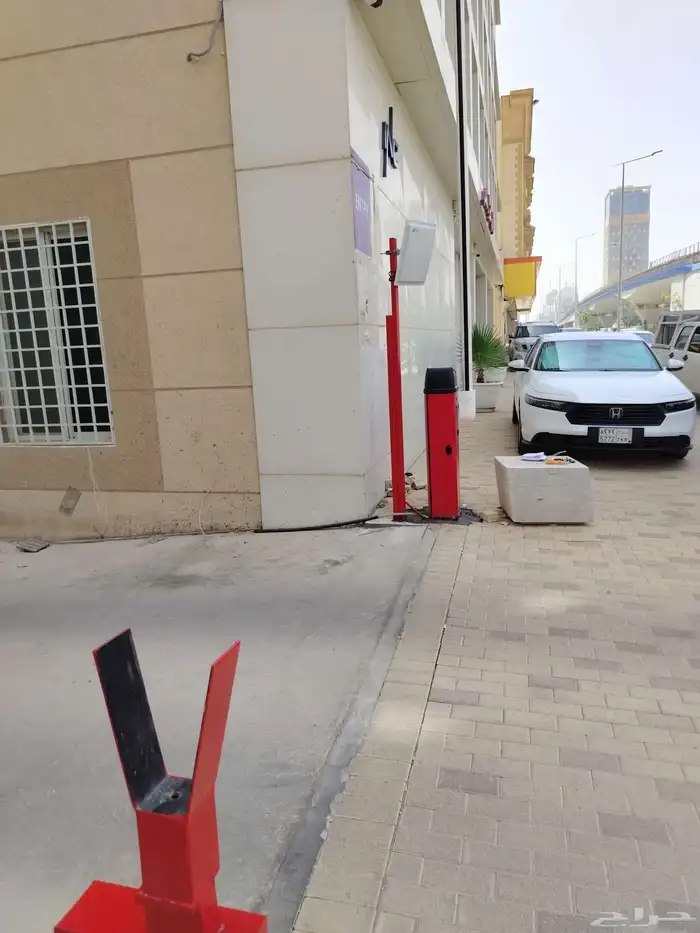 بوابة مواقف سيارات FAAC الإيطالية الأصلية جودة وأمان وكفاء 5