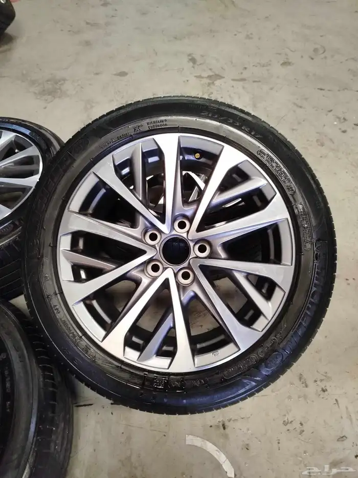 جنوط لكزس ES مقاس 17 اصلي وكالة 3